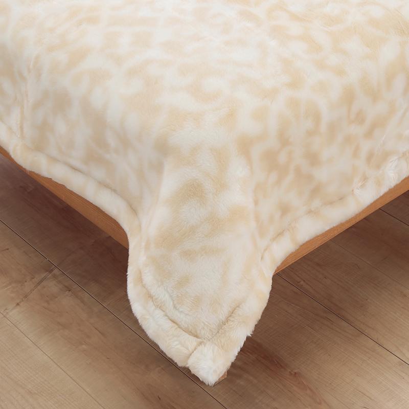 西川 日本製１枚仕立て毛布 シングル ローズオイル加工でなめらかな