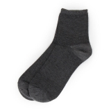 チャコールグレー