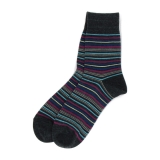 チャコールグレー