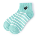 ライトグリーン