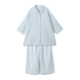 スモークグリーン