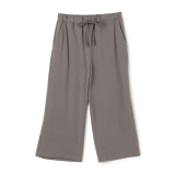 チャコールグレー