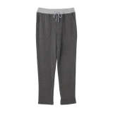 チャコールグレー