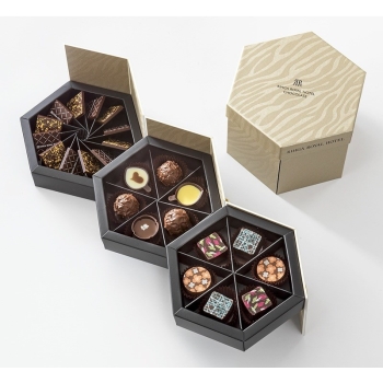 リーガロイヤルホテル　ロイヤルアフタヌーンティーＢＯＸ　２４個