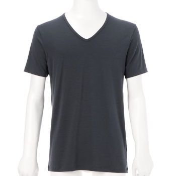 セブンプレミアムライフスタイル　ボディヒーター　紳士　ムレにくく暖かい　半袖Ｖ首シャツ