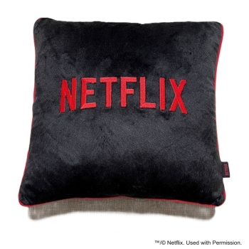 スモール・プラネット　クッション　Ｎｅｔｆｌｉｘ　ロゴ