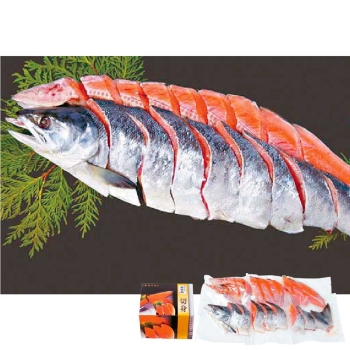 【お歳暮】北海道産　新巻鮭姿切り（甘塩味）Ｑ３－５Ｗ