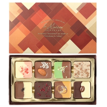 ラ・メゾン白金　キャレショコラ　８個