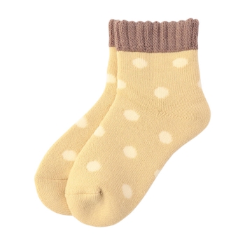 セブンプレミアムライフスタイル　ボディヒーター　ドットショート丈ルームソックス（１４ｃｍ）