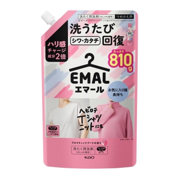 花王　エマール　アロマティックブーケの香り　つめかえ用　８１０ｇ