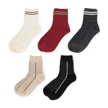 【福袋】レディース　ライン柄ソックス　５足入り