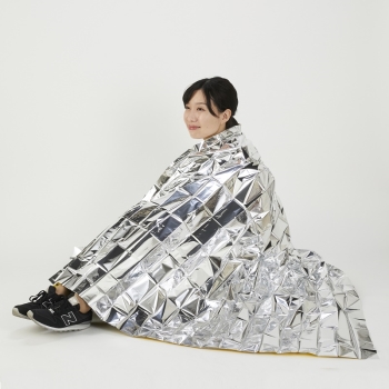 リバーシブル　アルミブランケット　ＡＢＯ－０９１