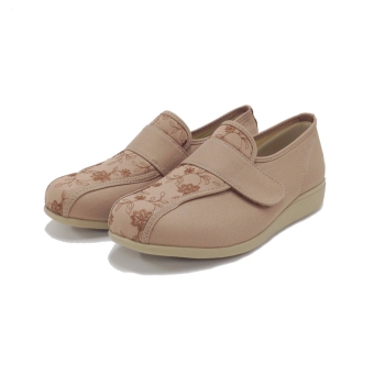 快歩主義婦人ストレッチ素材中央刺繍デザインシューズ３Ｅ型番Ｌ０５２外出用