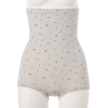 セブンプレミアムライフスタイル　ボディヒーター　やわらかく暖かい　腹巻付き１分丈ショーツ