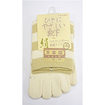 ３２９０　　婦人シルク５本指ソックス（ボーダー柄）