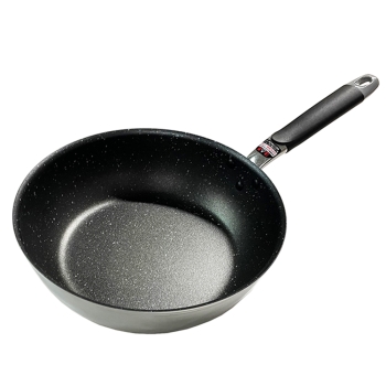 セブンプレミアムライフスタイル　日本でつくった深型フライパン　２４ｃｍ