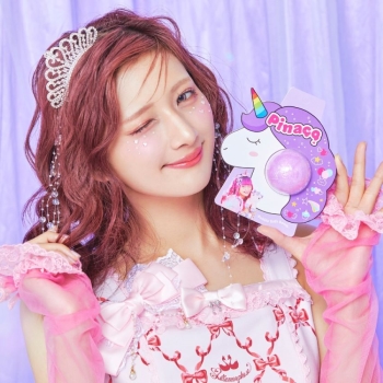 ユニコーンのMagicキラキラバスボム