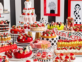 毎年恒例のいちご尽くしのスイーツビュッフェ ヒルトン東京　苺スイーツビュッフェ 「ストロベリーモノクロ&middot;ガールズパーティー」
