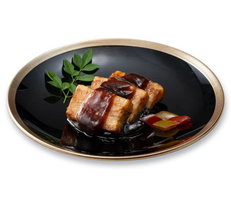 豚の角煮 黒酢ソースダイヤ飾り
